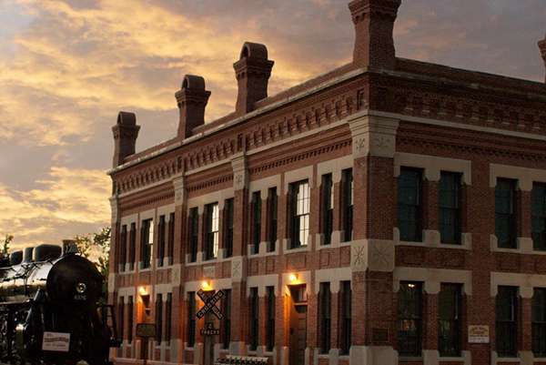 Amboy Depot Museum