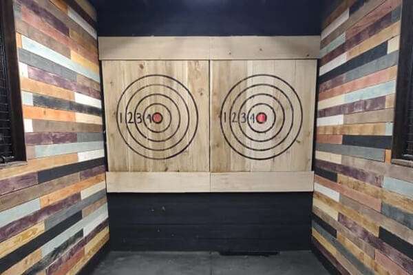 Axetreme Throwing