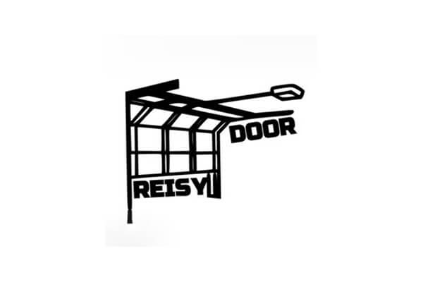 Reisy Door